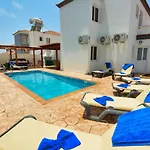 Nissi Villa Sotia