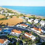 Villa Aquamarine