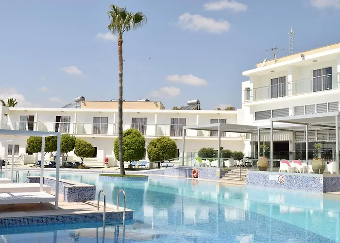 Fedrania Gardens Hotel