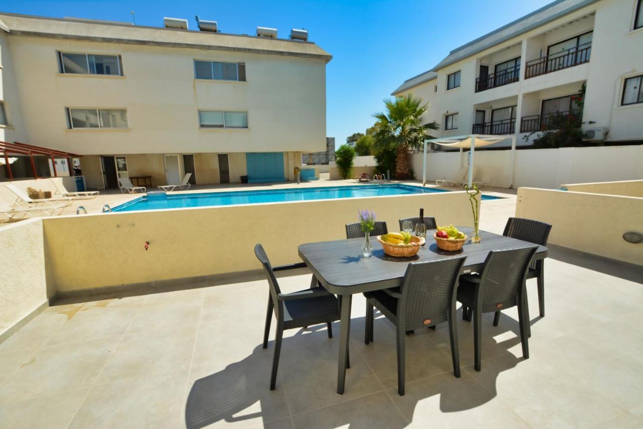 Myhome Delux, 3 Bedroom With Pool Apartment *