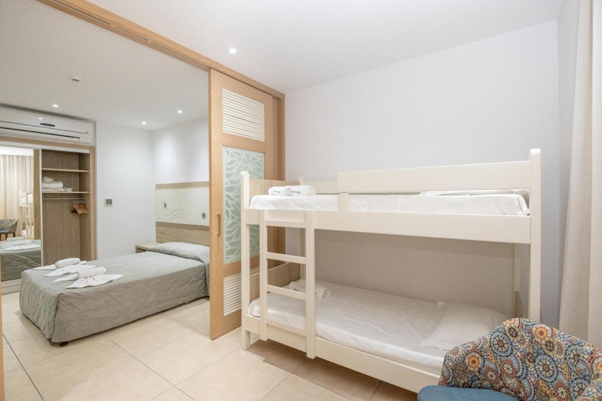 Hotel Stamatia 3*