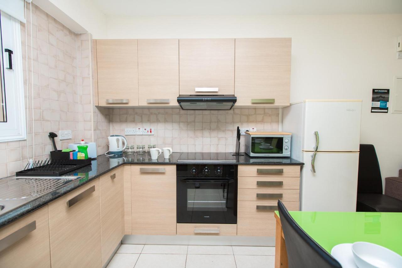 Apartment 064
