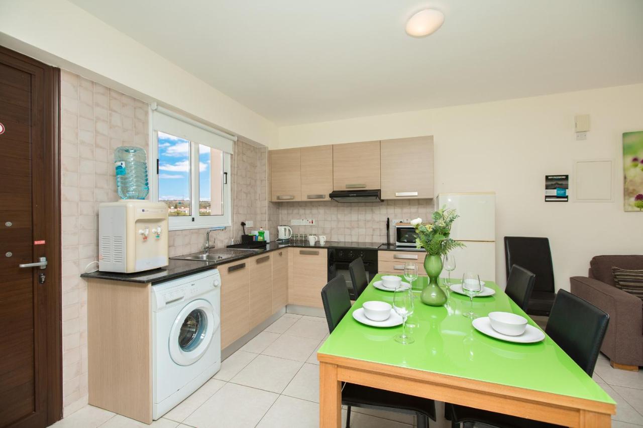 Apartment 064 *