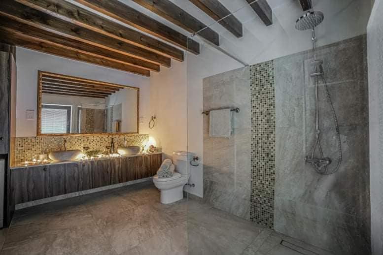 Parthenonas Villa *