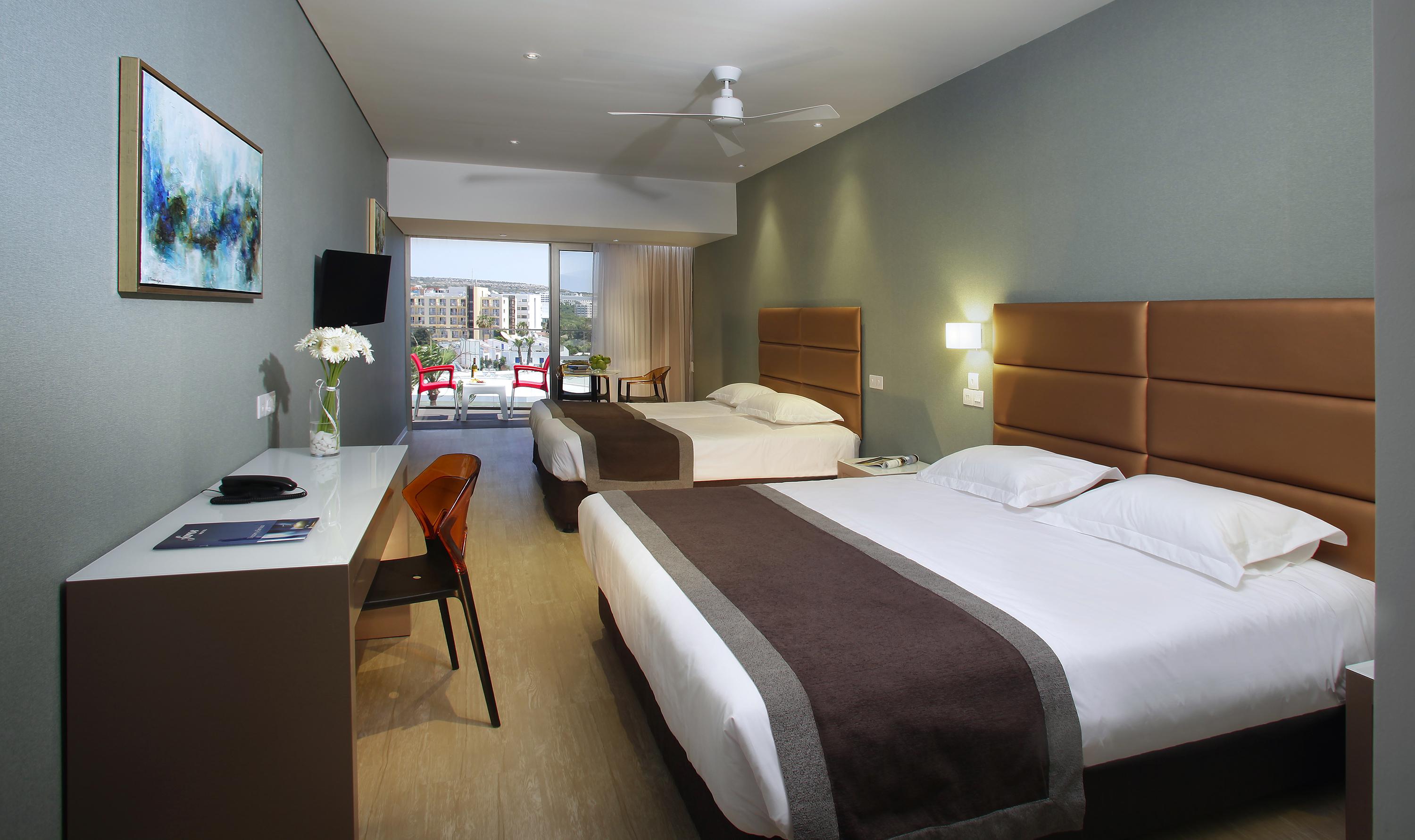 Faros Hotel