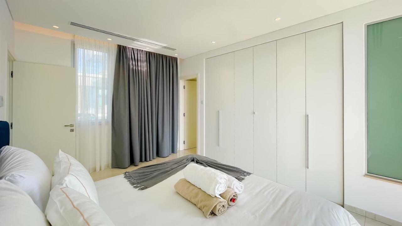 Armonia Seaview Villa