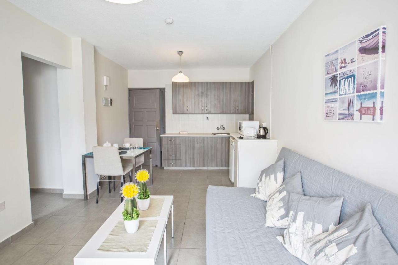 So8 Apartment