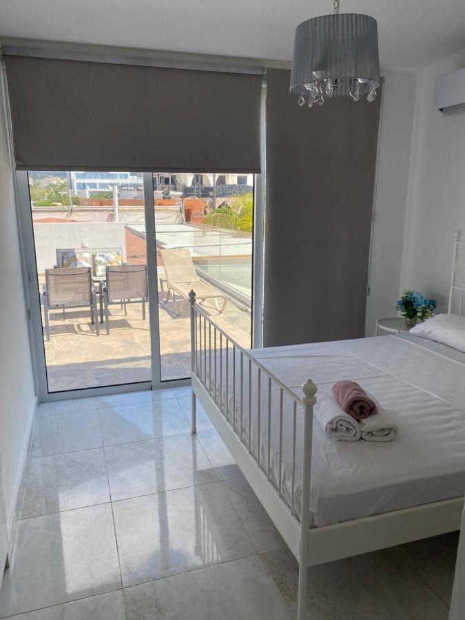 Nissi49 * Ayia Napa