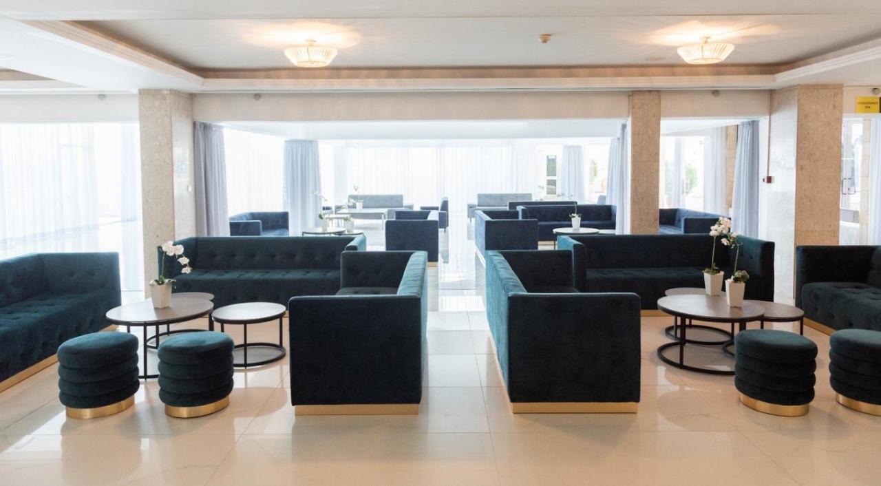 Dome Marina &
