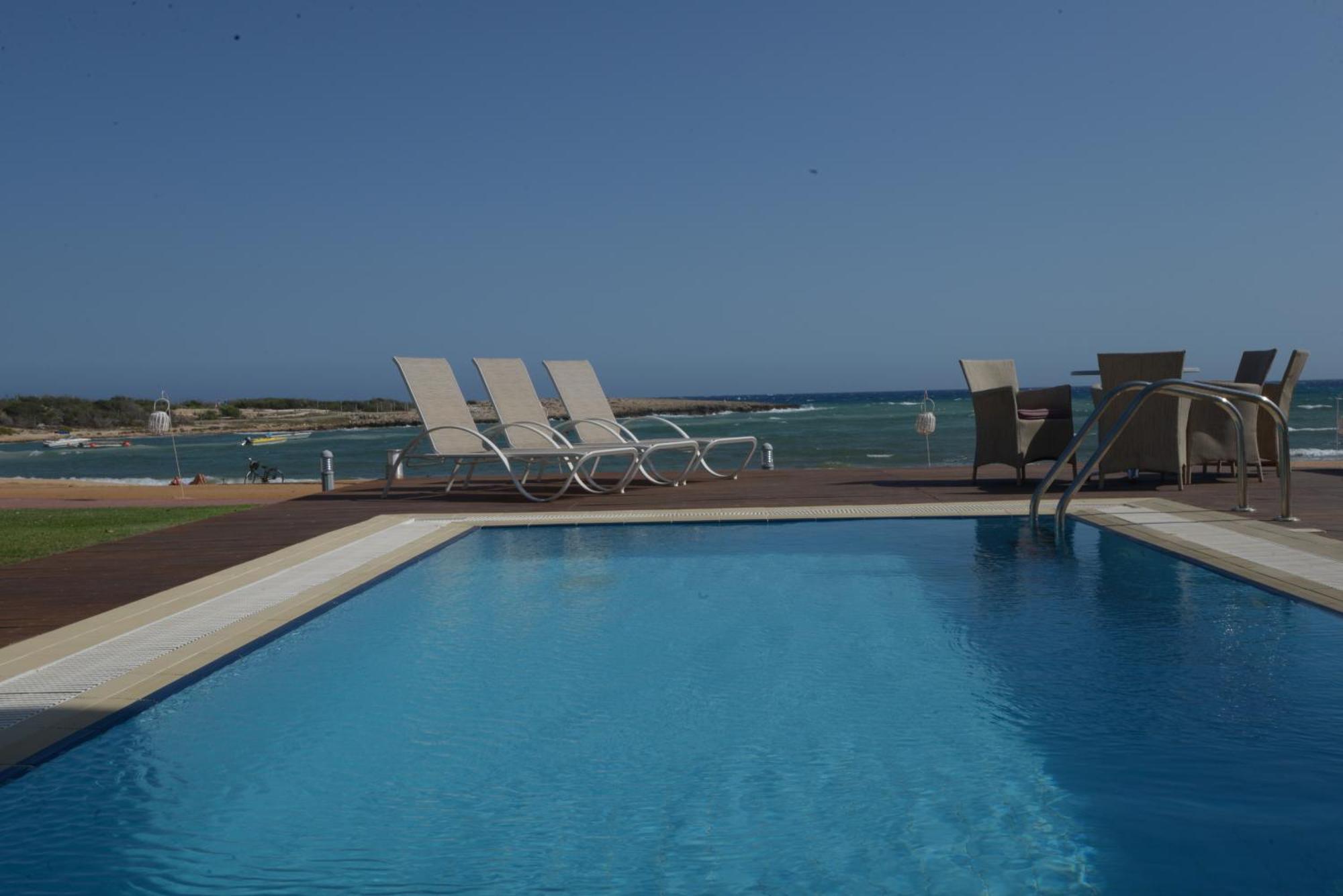 Dome Marina & 4* Ayia Napa