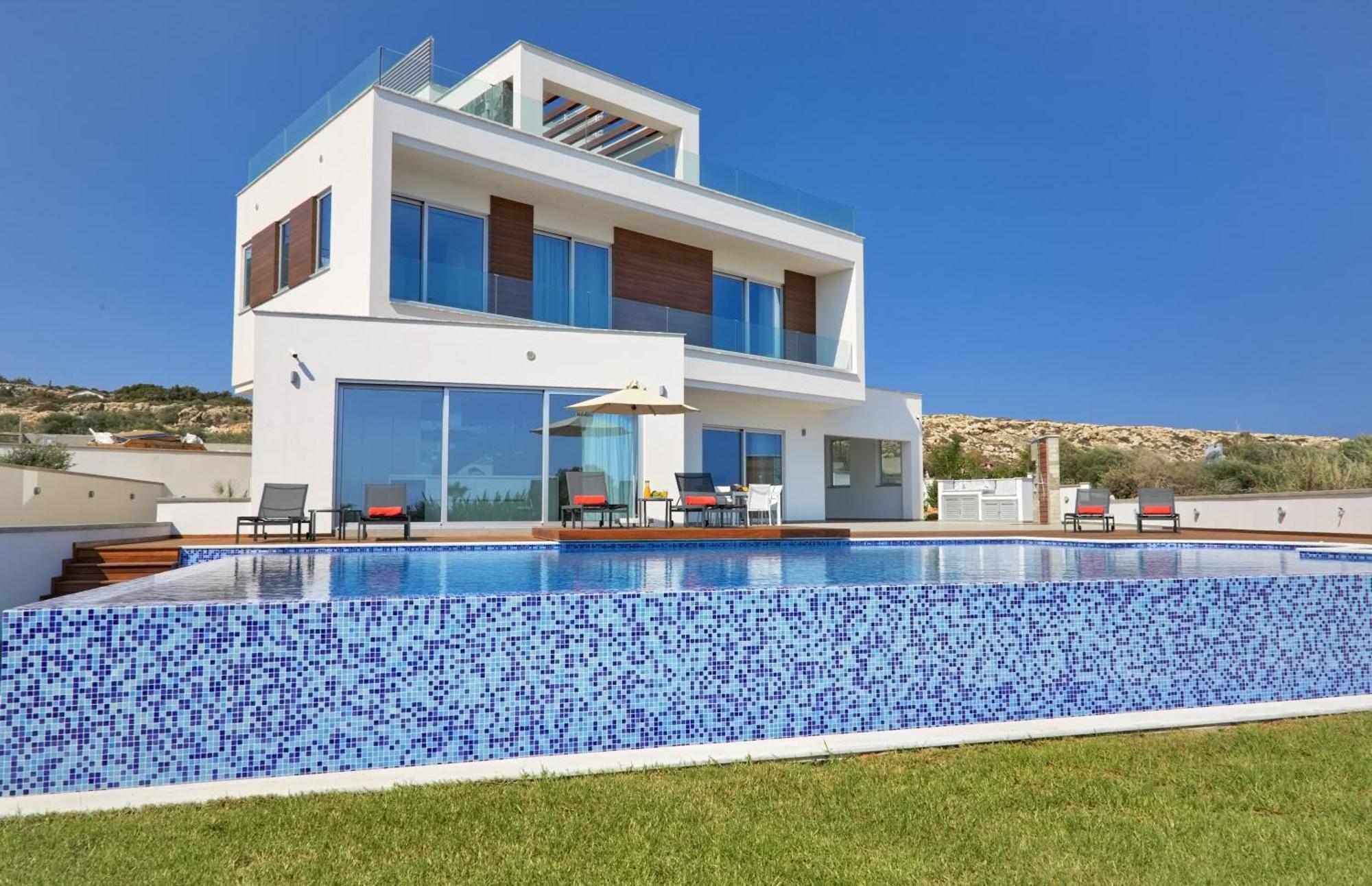 Beachfront Luxury Idania Villa Ayia Napa