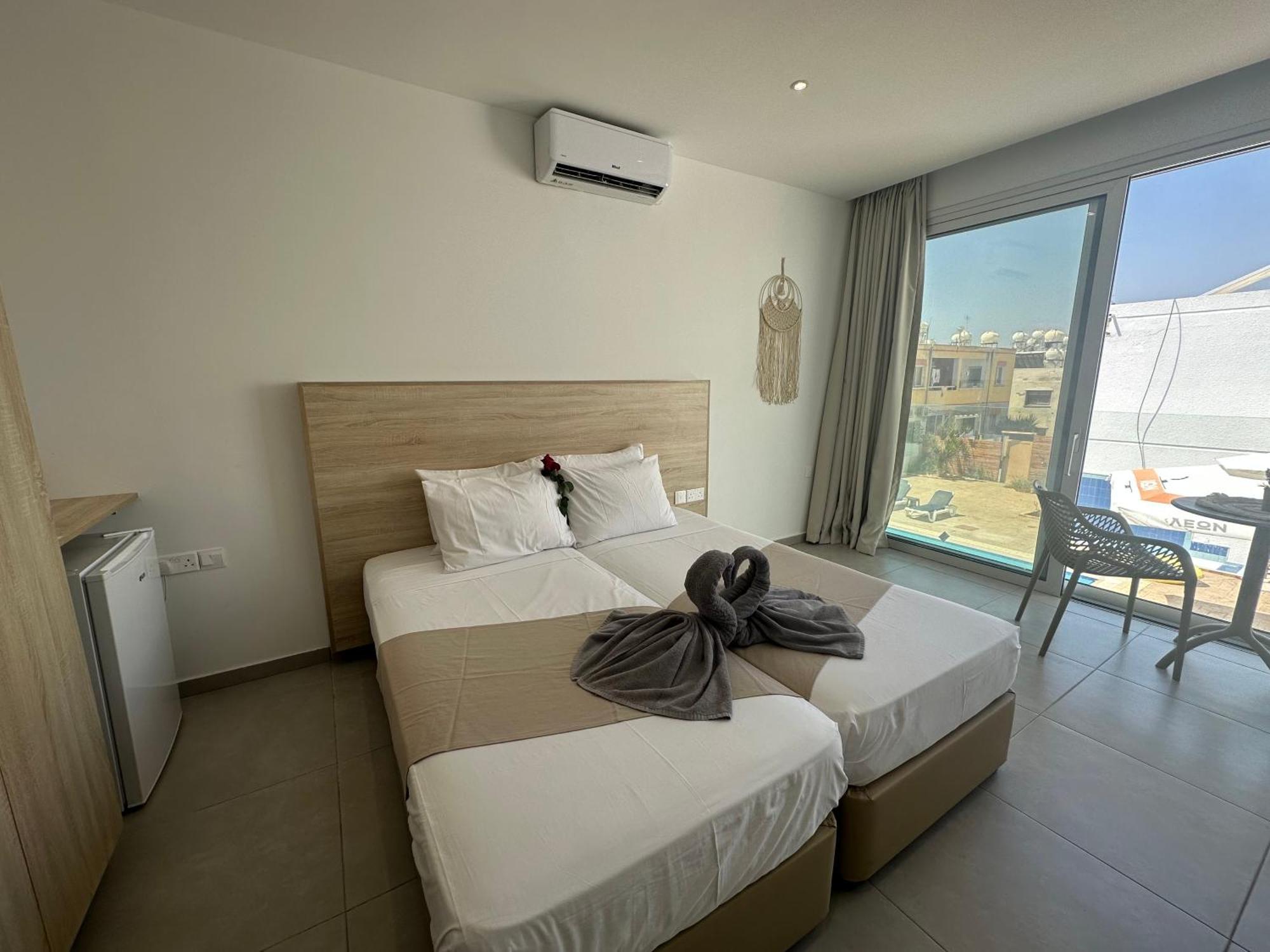 Sun Plaza - Adults Only Aparthotel