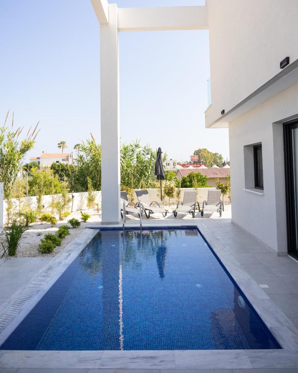 Nissi 4 Bedroom Sea View Villa *