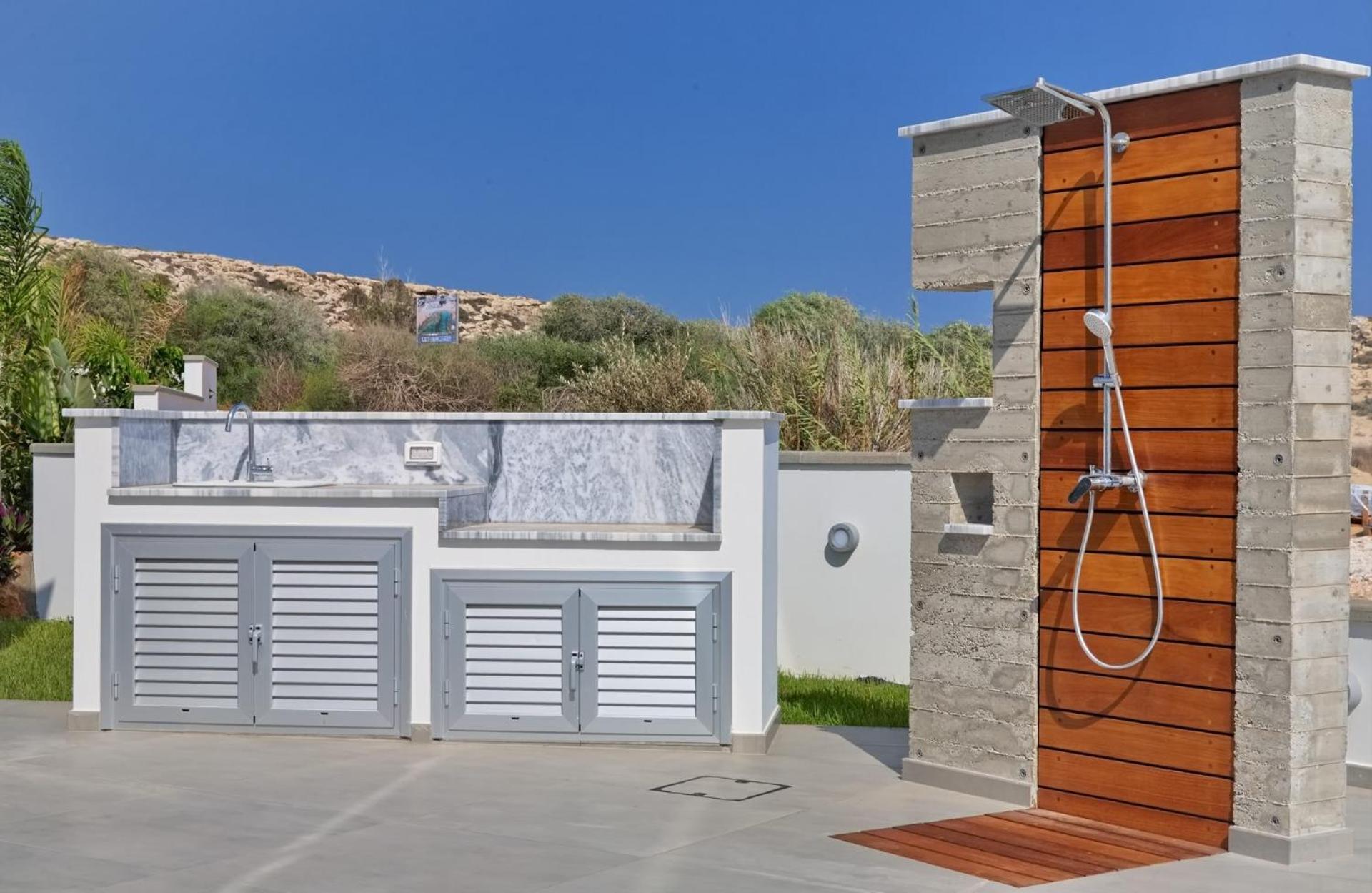 Beachfront Luxury Idania Villa