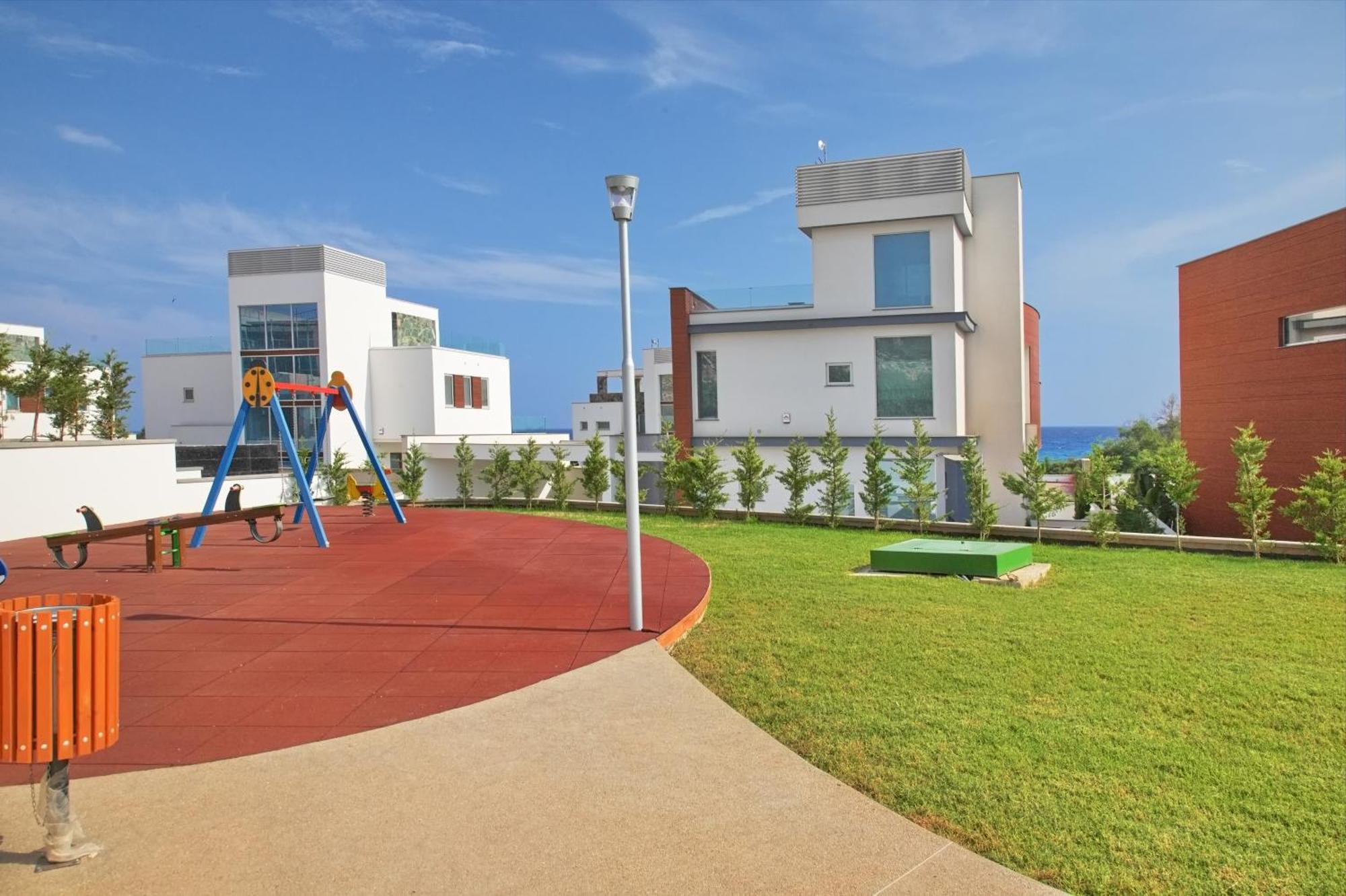 Villa Beachfront Luxury Idania