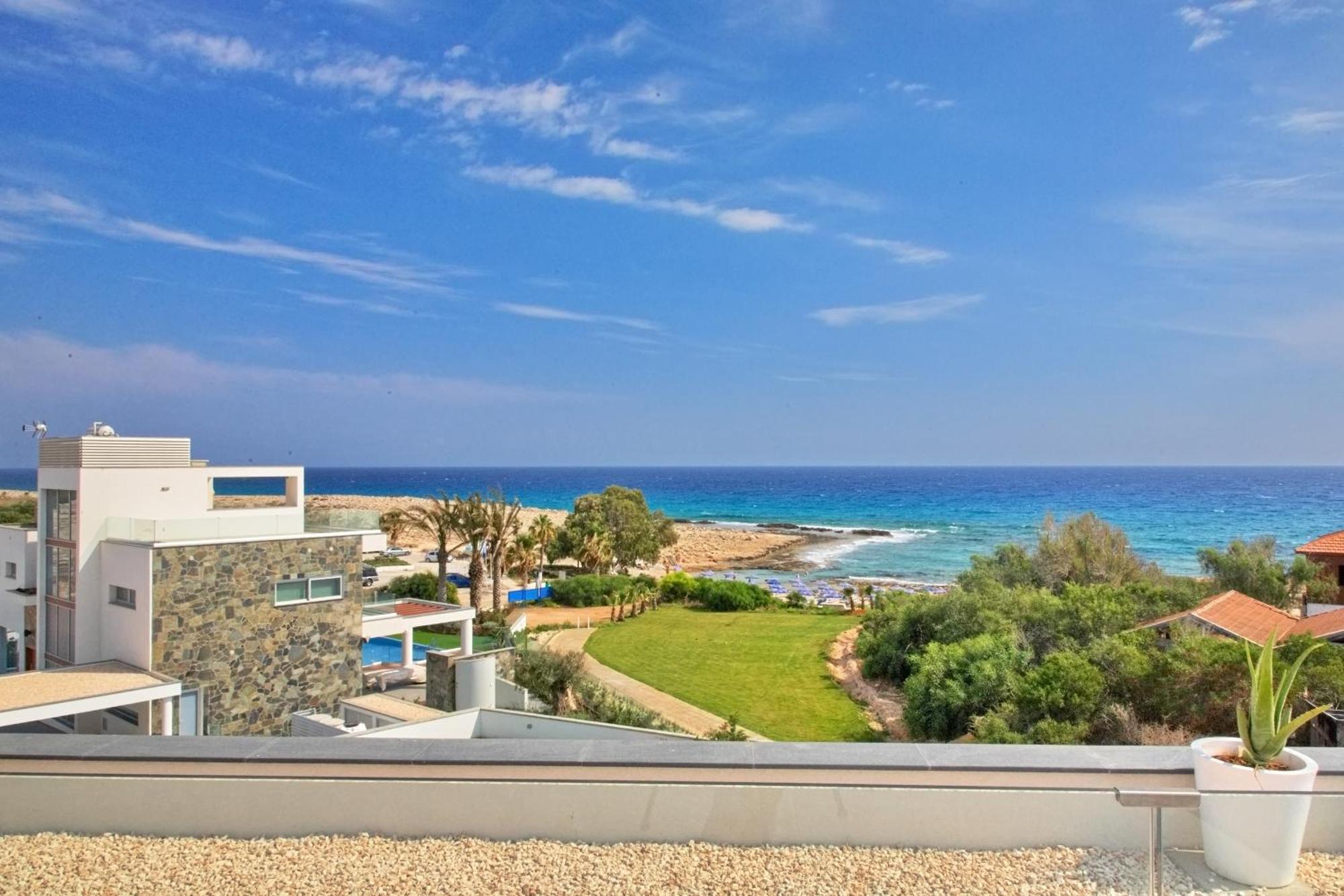 Villa Beachfront Luxury Idania Ayia Napa