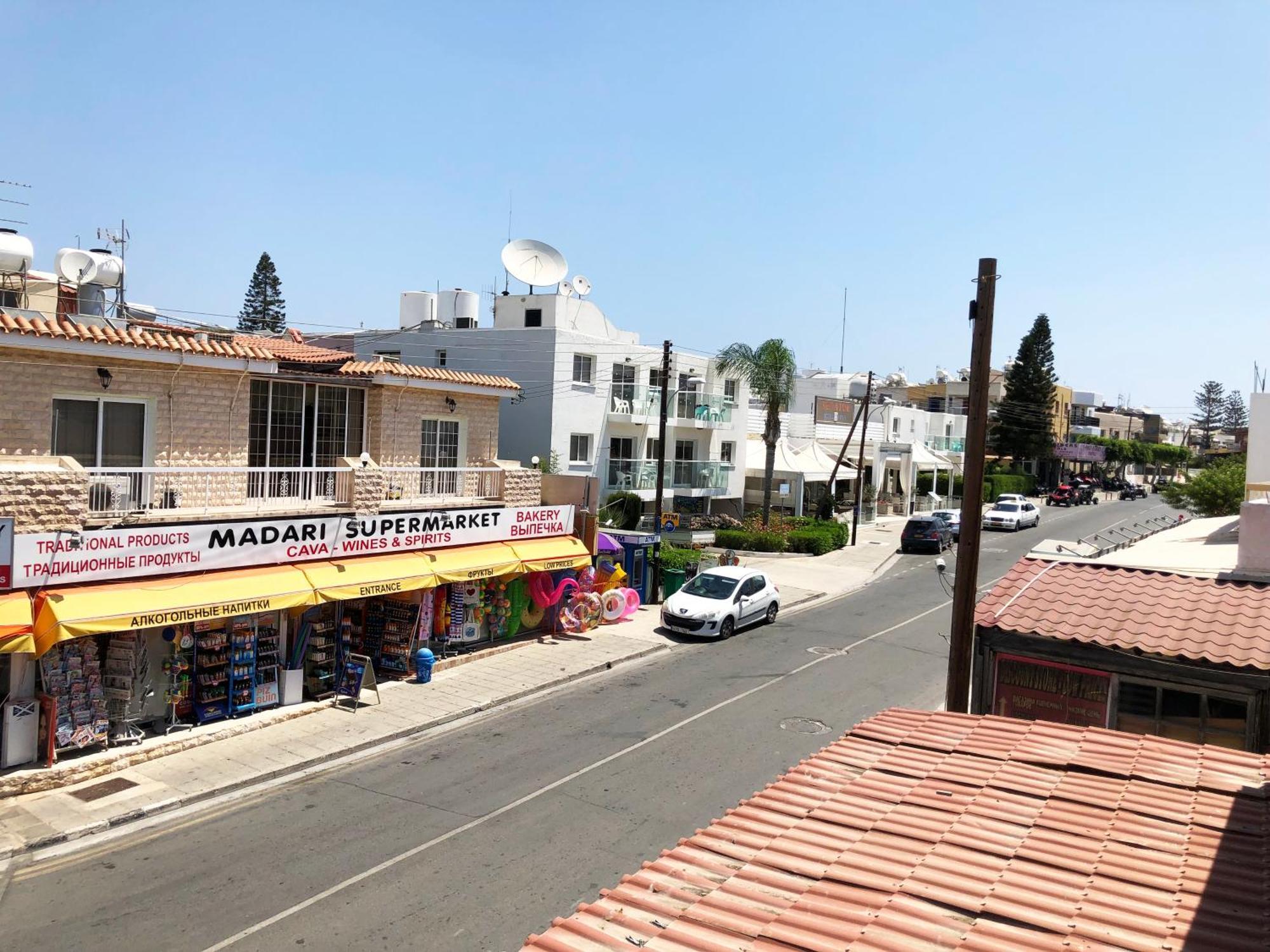 Apartment Rent Flat Center 710 *