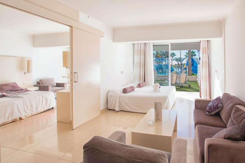 Dome Marina & 4* Ayia Napa