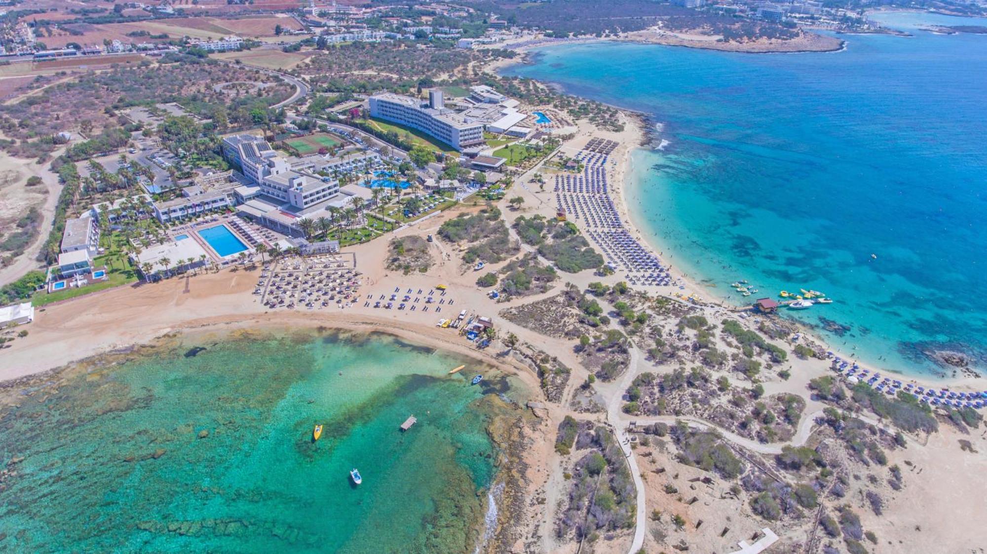 Hotel Dome Marina & 4*