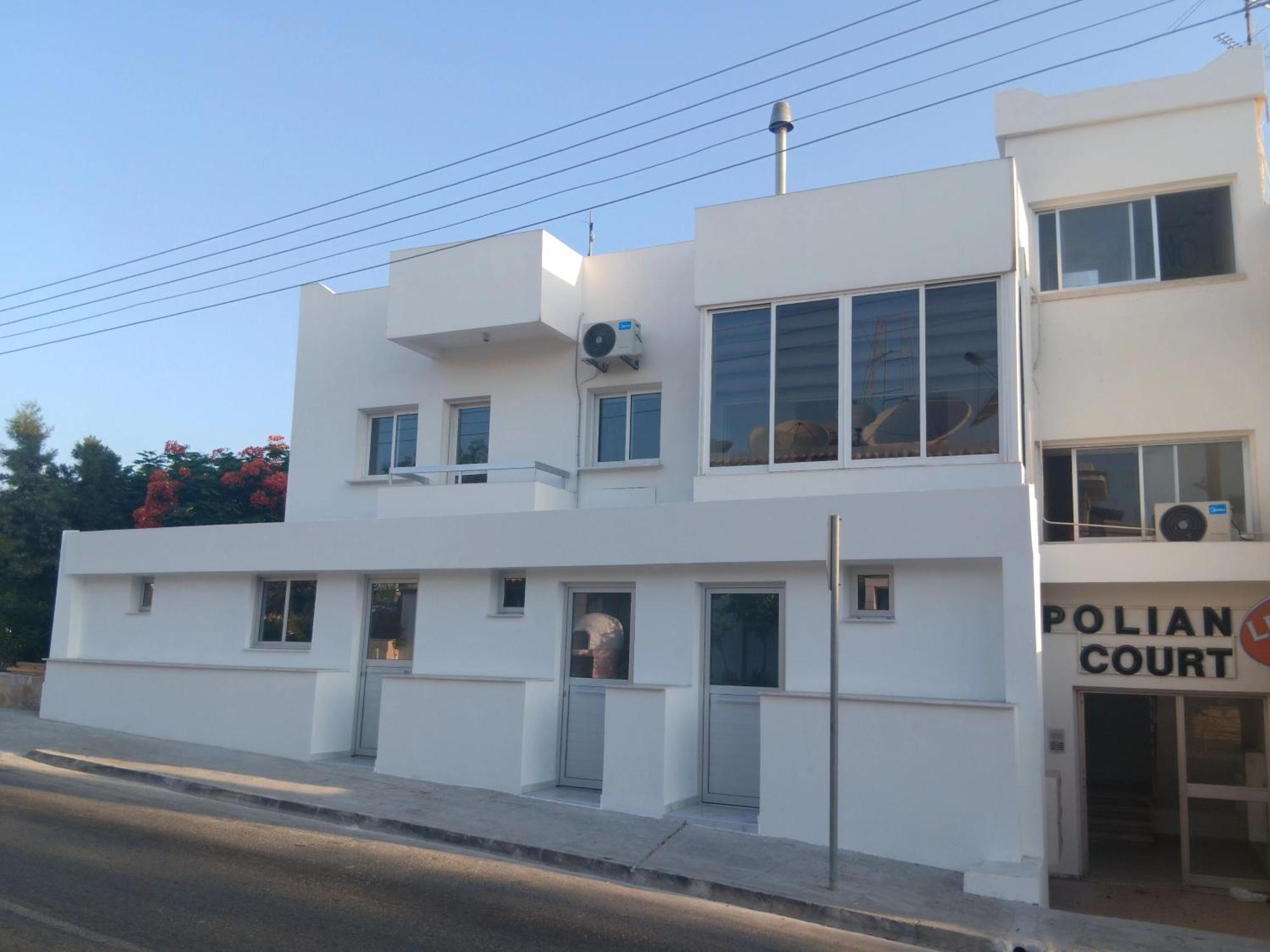 Polianapa Nest Apartment *