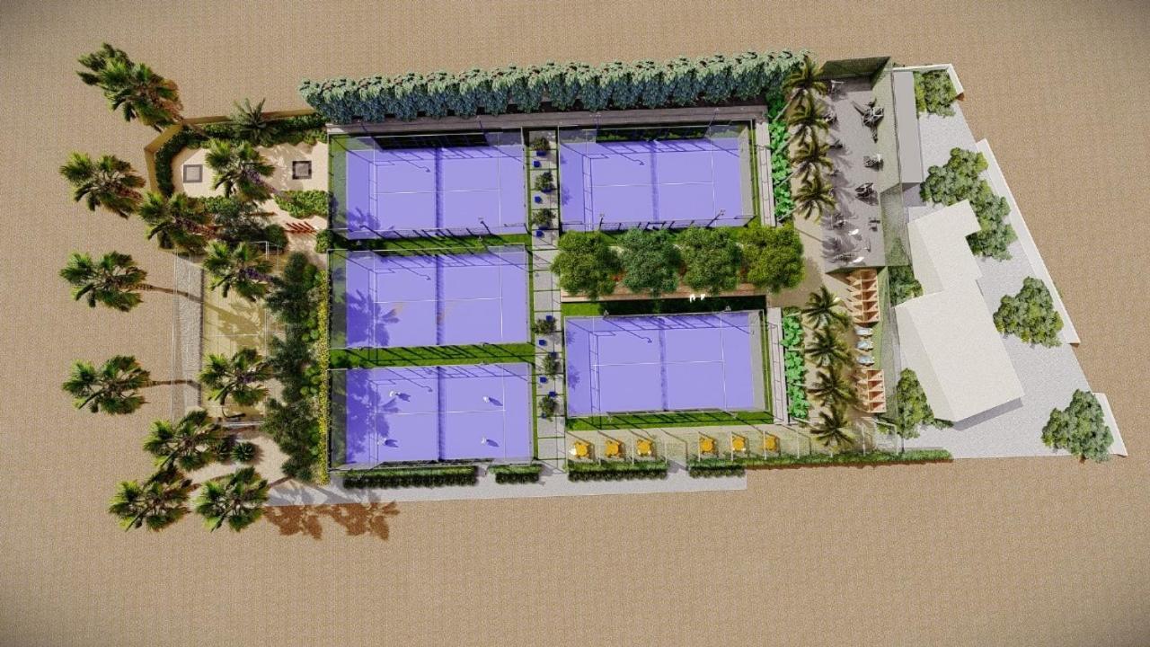Dome Marina & 4*