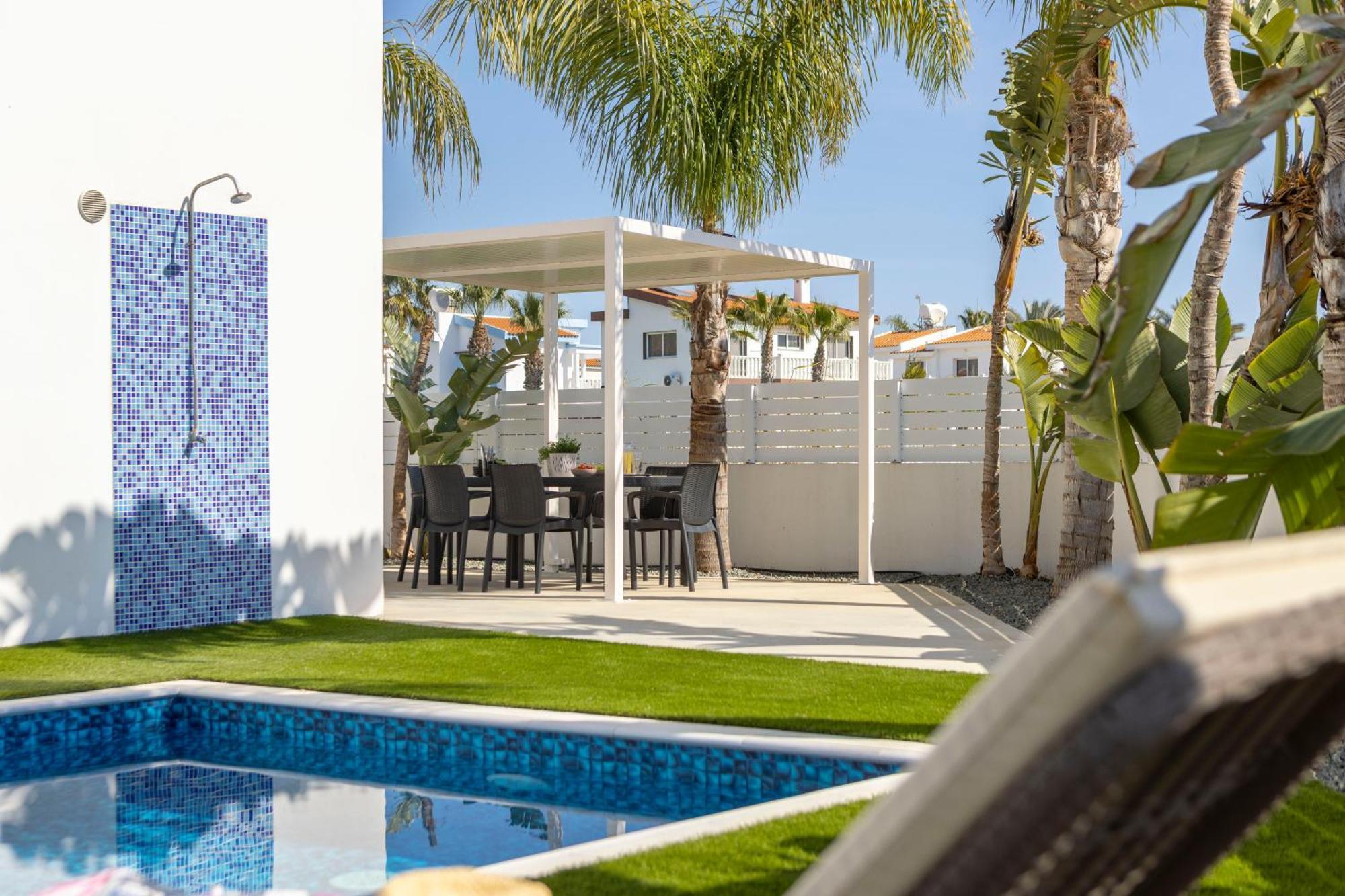 Sweet Seaview Villa *