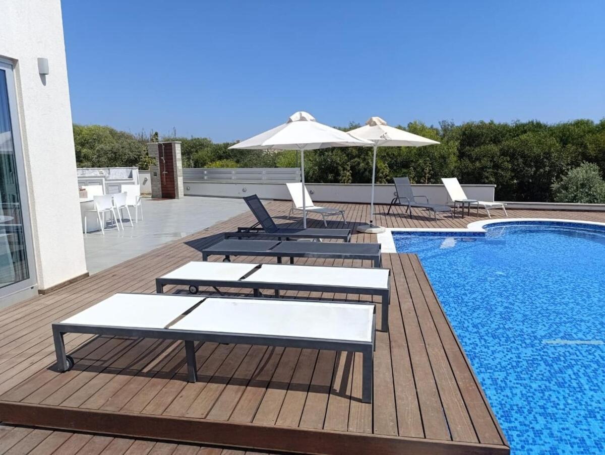 Villa Beachfront Luxury Idania Ayia Napa