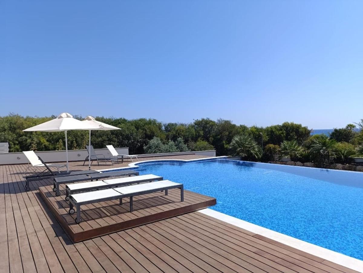 Villa Beachfront Luxury Idania *