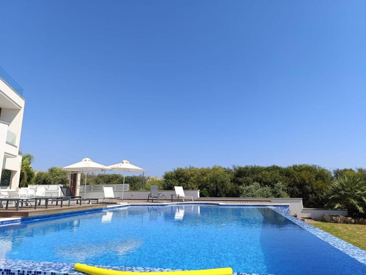 Villa Beachfront Luxury Idania