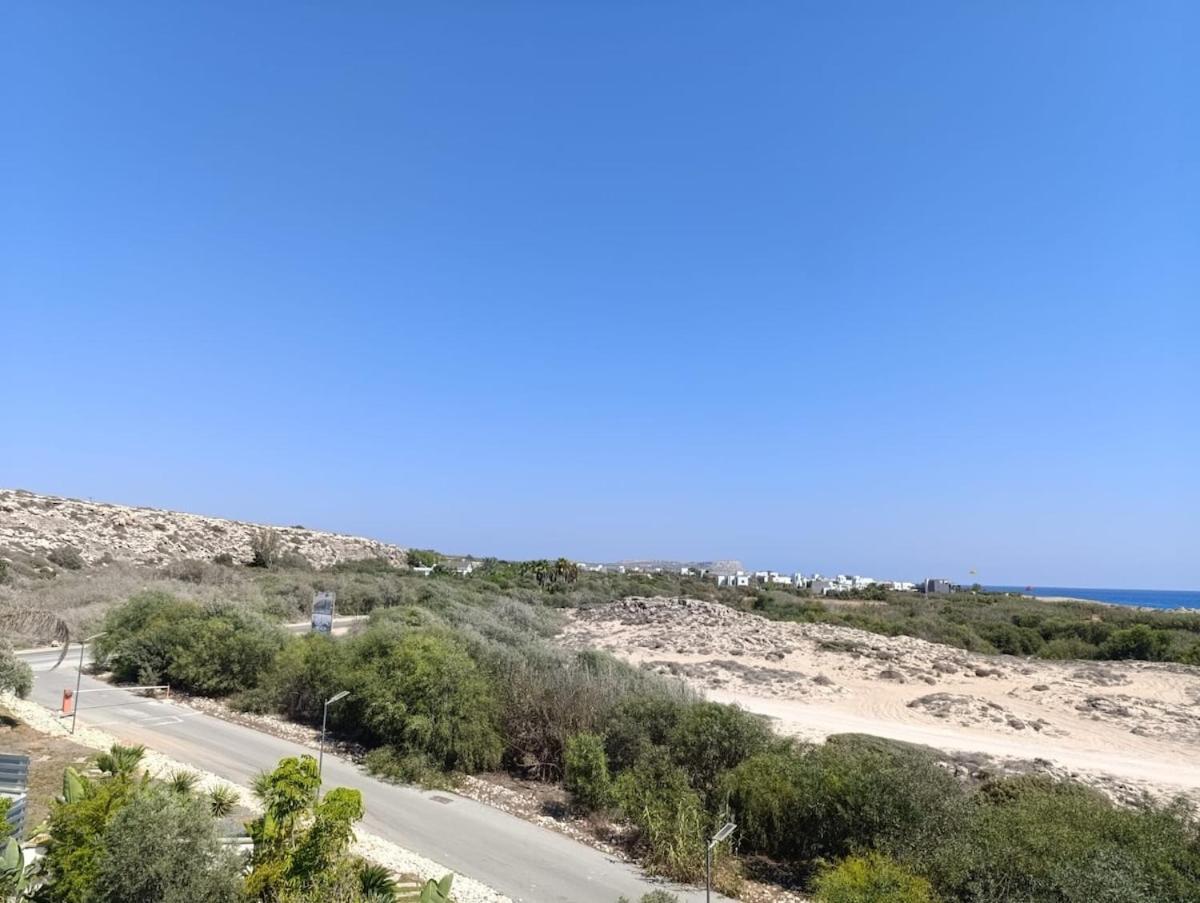 Beachfront Luxury Idania Villa