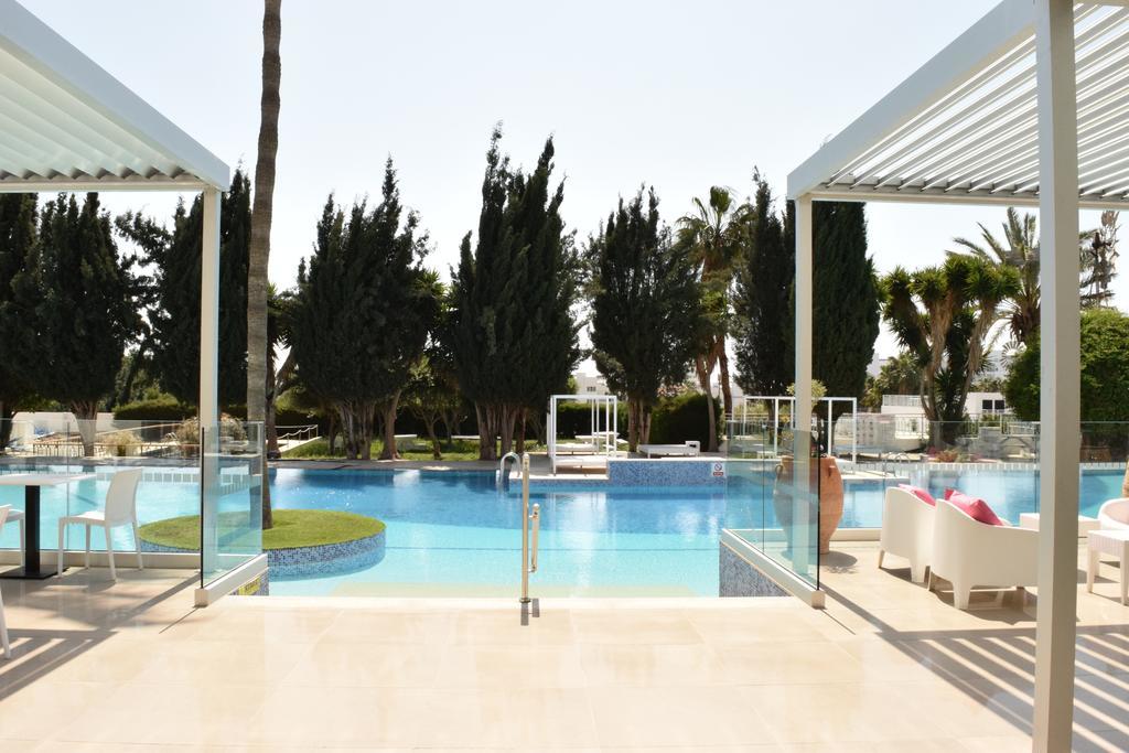 Hotel Fedrania Gardens
