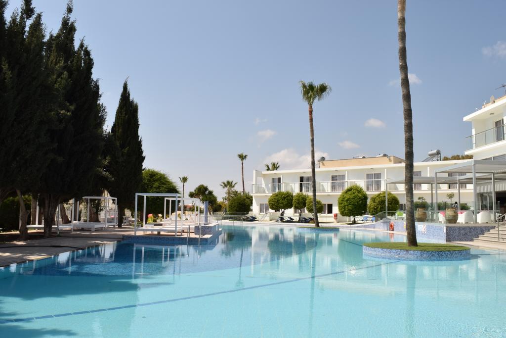 Hotel Fedrania Gardens 2*
