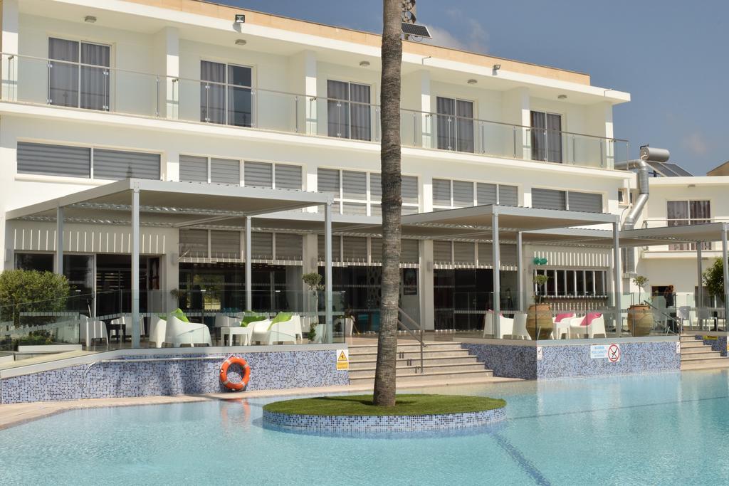 Hotel Fedrania Gardens