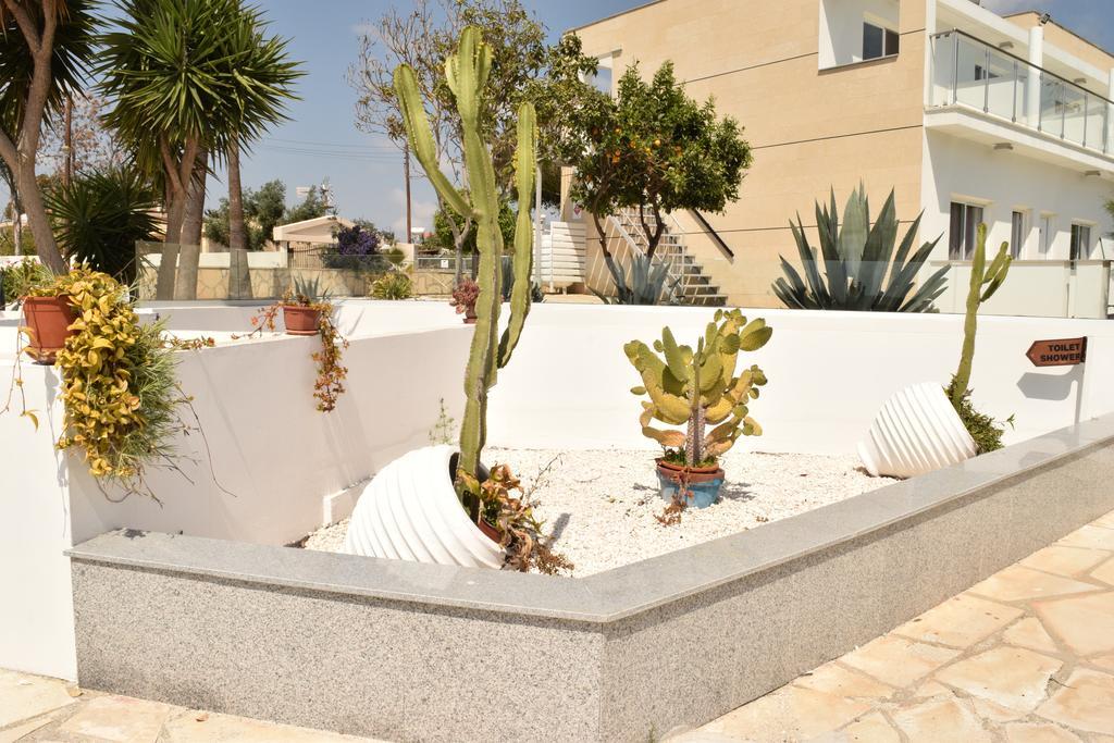 Fedrania Gardens Hotel