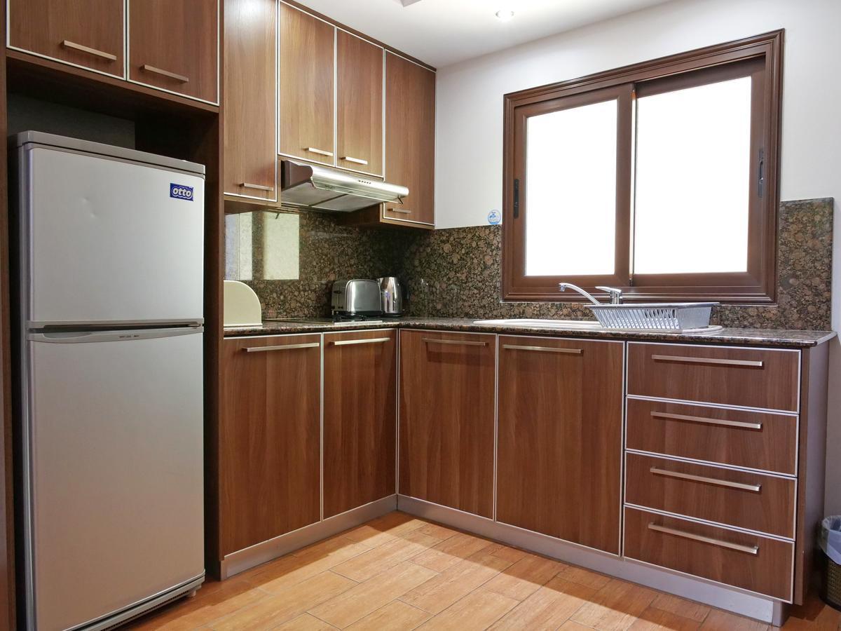Amethyst Napa Annex Apartments *