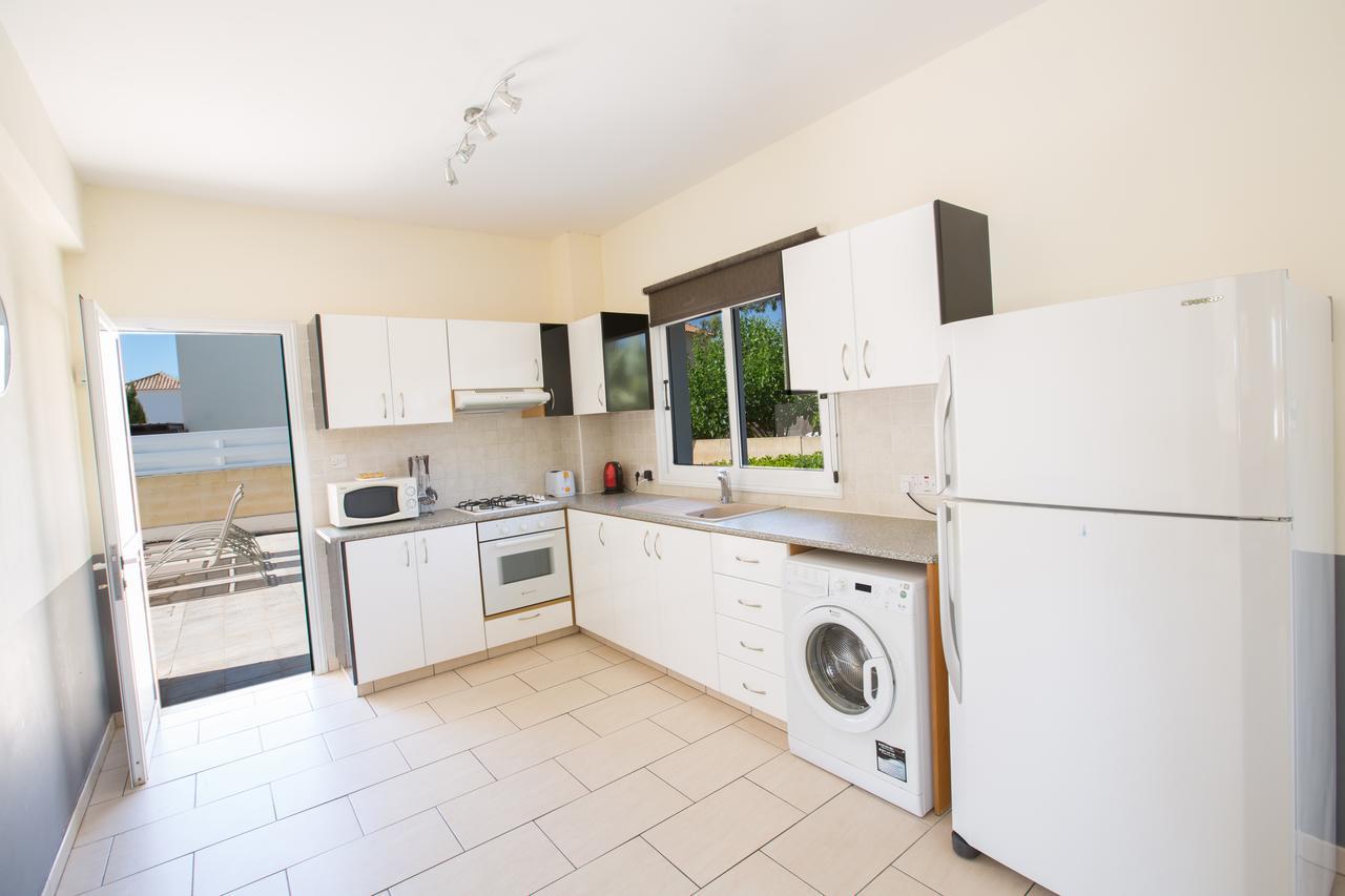 Nadelle 5 Villa