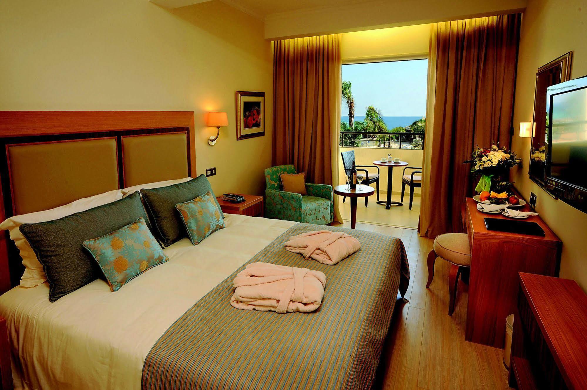 Hotel Olympic Bay Adults Only 2*