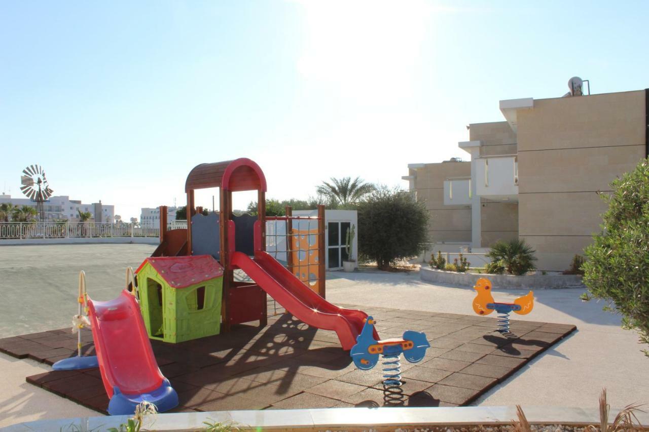 Fedrania Gardens Hotel