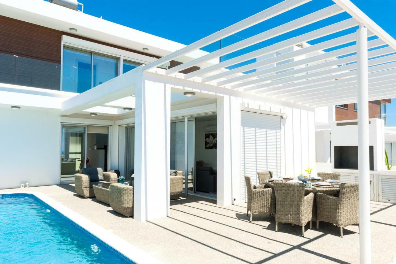 Rubi Villa Agia Napa