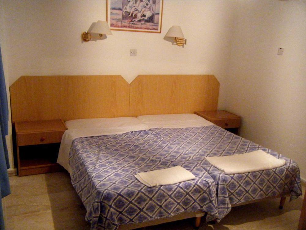 Fedrania Gardens Hotel