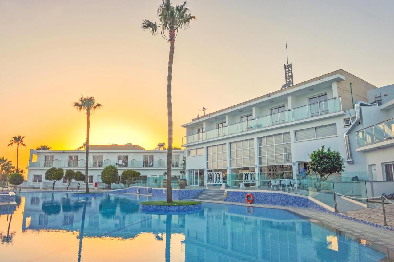 Hotel Fedrania Gardens 2*