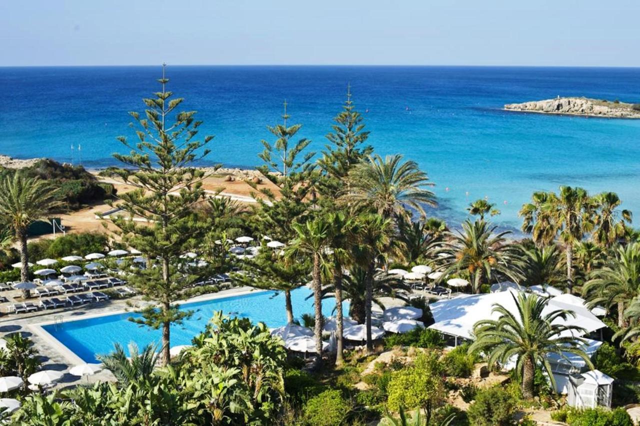 Villa Nissi Beach Luxury