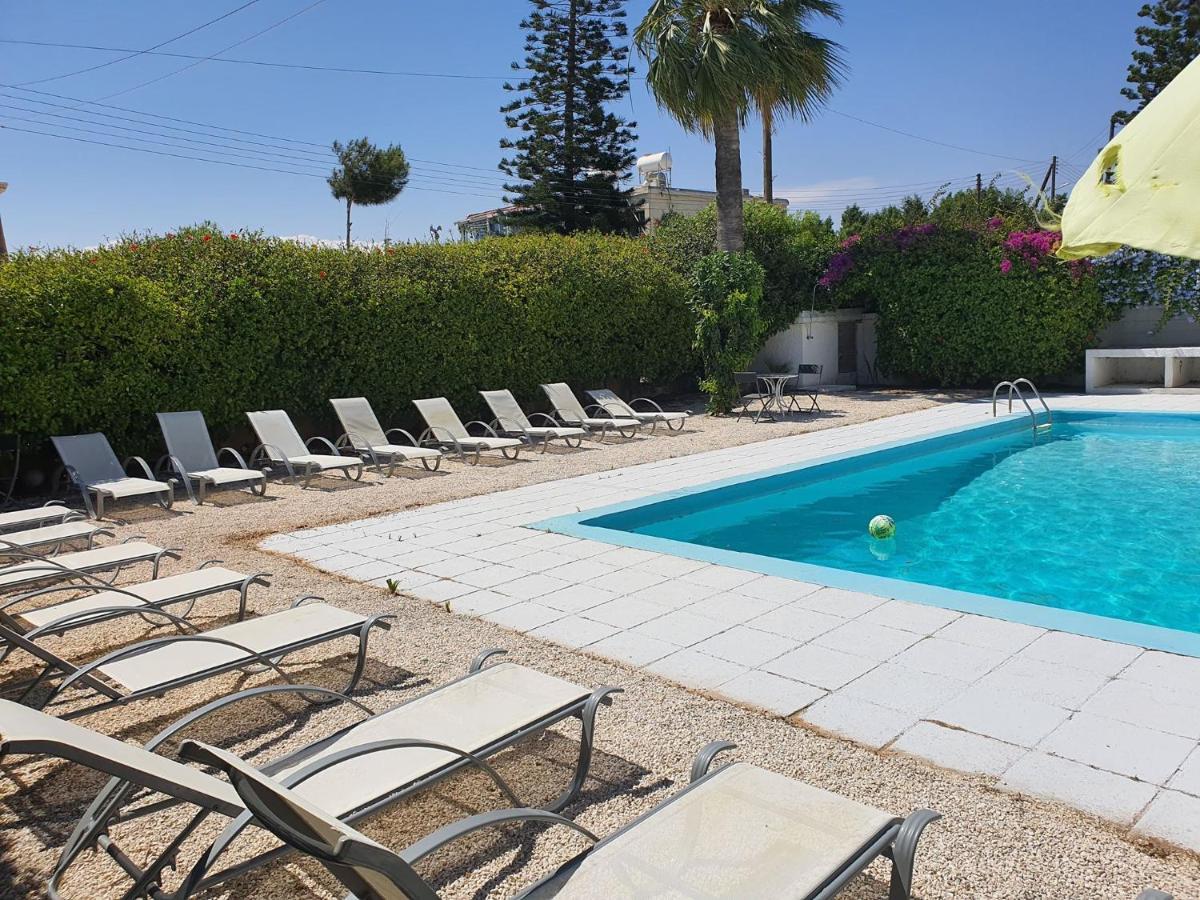 Nissi Beach Luxury Villa *