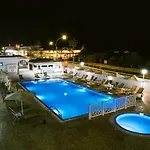 Kaos Hotel Apartments