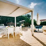 Villa Hara