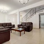 Nissi Villa Sotia