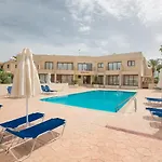 Ayia Napa Holiday Apartment Na101
