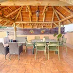 Villa Fame