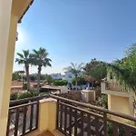 Villa Lynn Chill Out Seaview