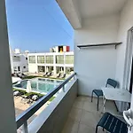 Sun Plaza Suites - Adults Only